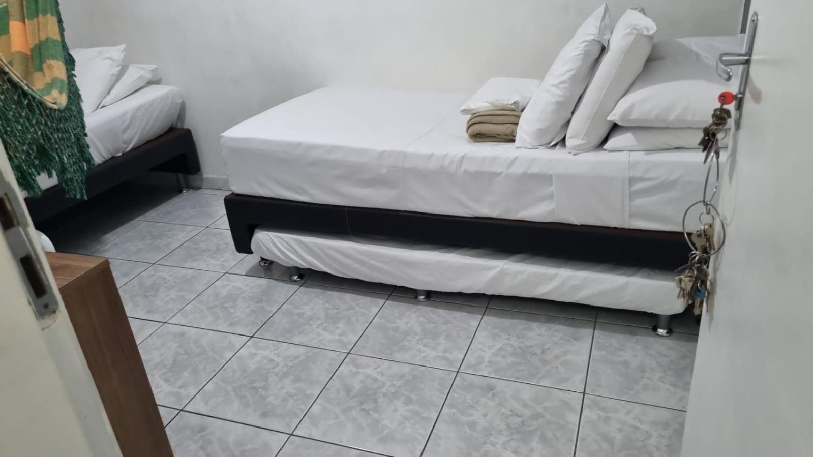 Quarto Privativo Em Condominio Rio de Janeiro Exterior photo